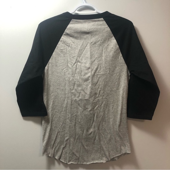 Disney Tim Burton’s The Nightmare Before Christmas Medium 3/4 Sleeve Tee T Shirt - Picture 2 of 7